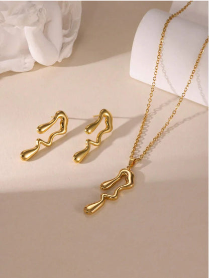 Melting Gold Necklace Set