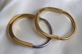 TWO TONE LOCK BANGLE